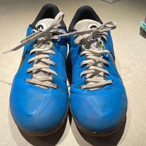 Nike Tempo leather indoor soccer cleats